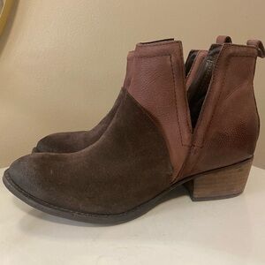 Jolie Two-Tone Brown Ankle Booties